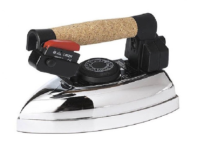 FER A REPASSER MODELE K - 1,7 kgs 